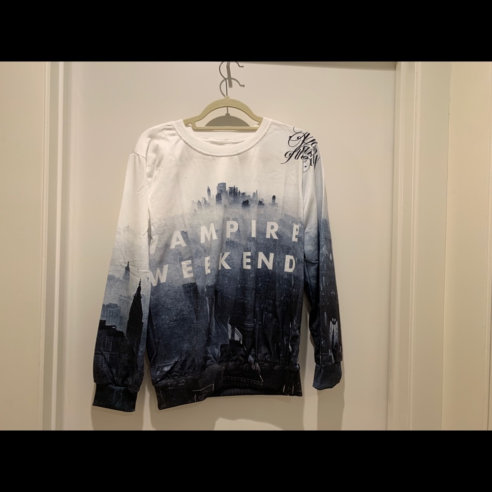 sweatshirt